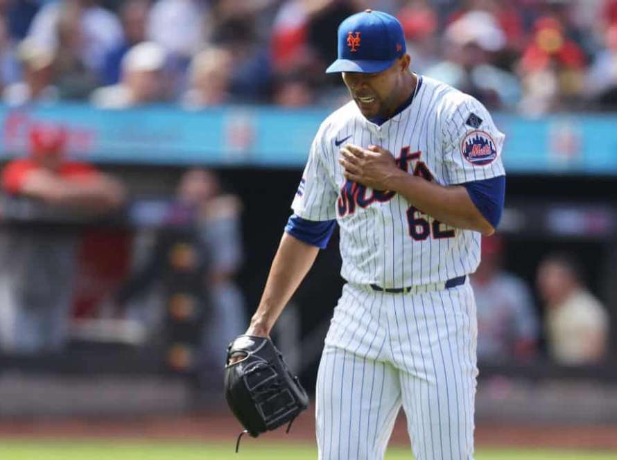 Jose Quintana #62 of the New York Mets reacts after striking out Willson Contreras #40 of the St. Louis Cardinals to end the top of the eighth inning at Citi Field on April 28, 2024 in New York City.
