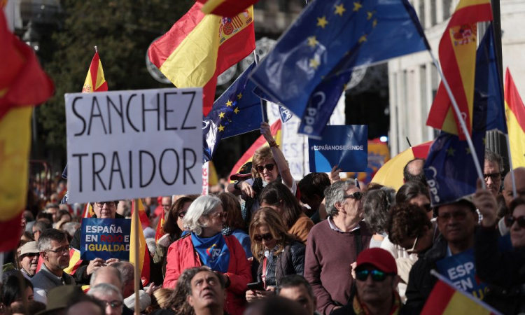 Entenda em cinco pontos o qu está em jogo nas eleições da Catalunha
