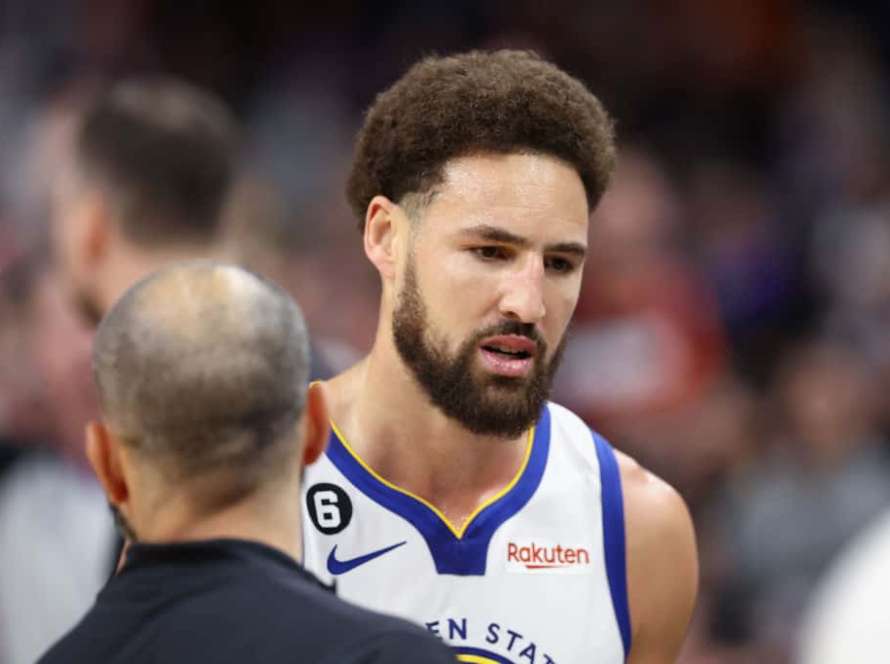 Klay Thompson #11 of the Golden State Warriors reacts after receiving two technical fouls and a game ejection during the second half of the NBA game against the Phoenix Suns at Footprint Center on October 25, 2022 in Phoenix, Arizona. The Suns defeated the Warriors 134-105.